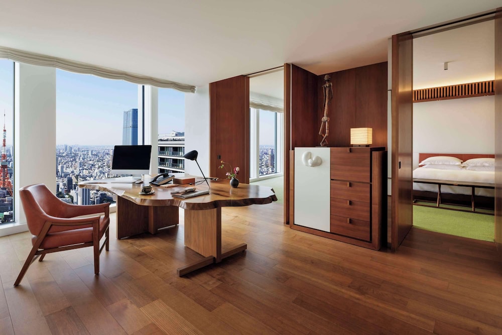 Suite (Andaz) thumbnail 5