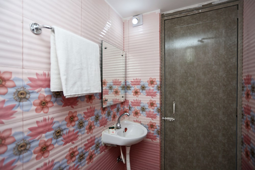 Double Or Twin Room photo 2