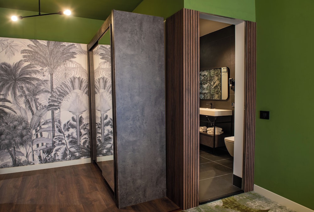Premier Room - Photo 4