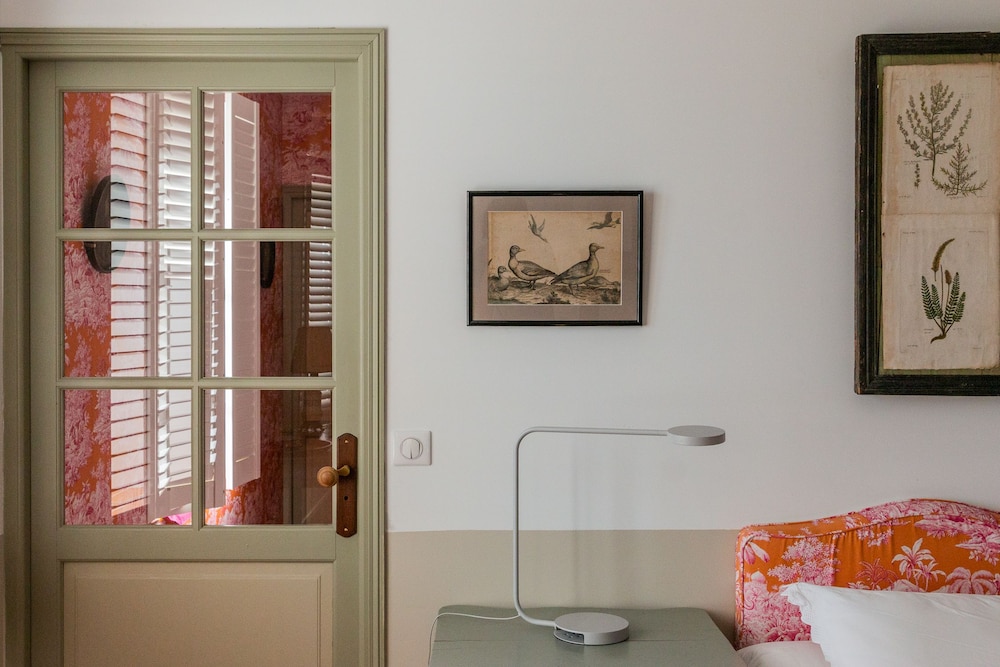 Superior Double or Twin Room photo 3