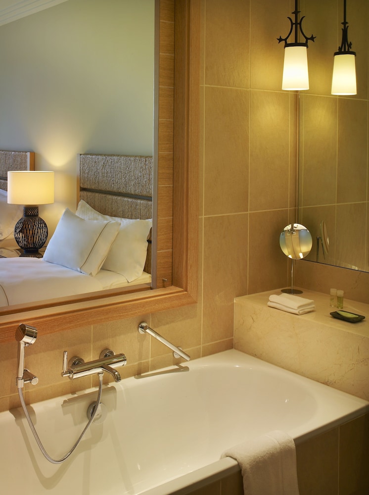 Premium Infinity Room, 2 Twin Beds, Non Smoking, Sea View (Private Pool)