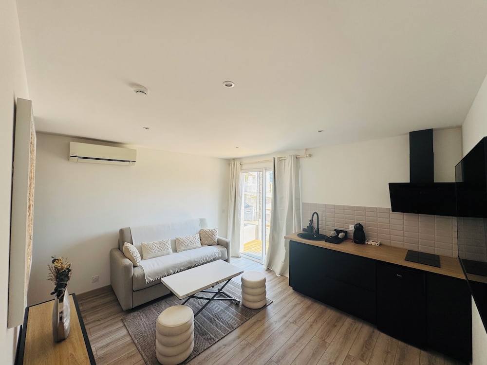Comfort Suite photo 3