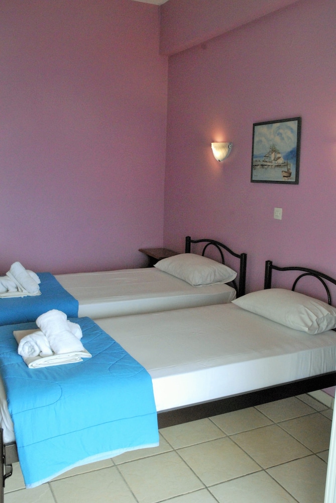 Family Apartment, 2 Bedrooms - Photo 4