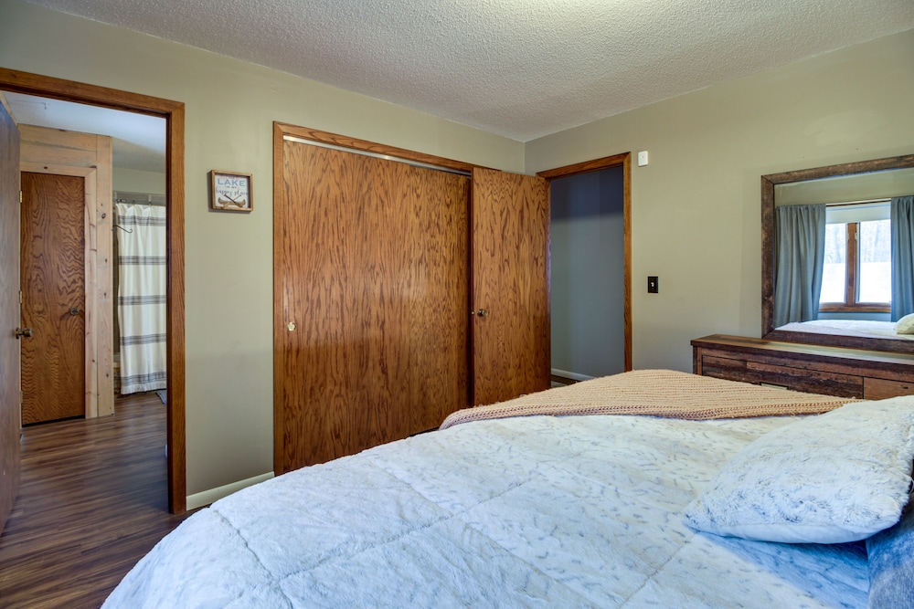 House (4 Bedrooms) photo 2