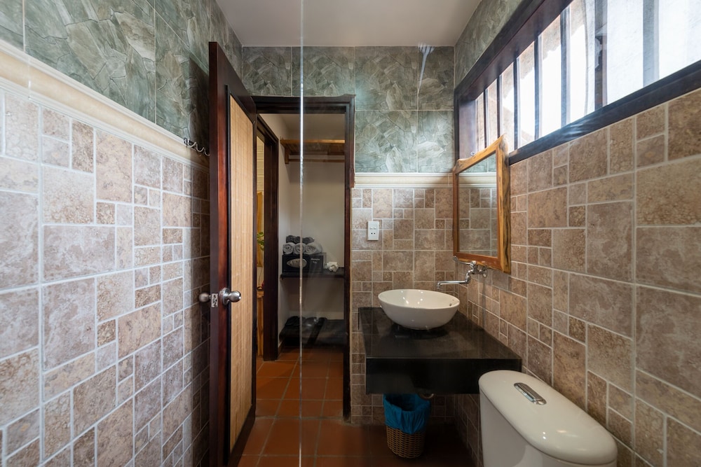 Deluxe Triple Room photo 3