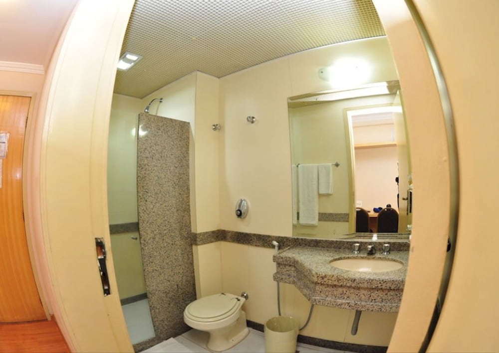 Standard Double or Twin Room - Photo 4