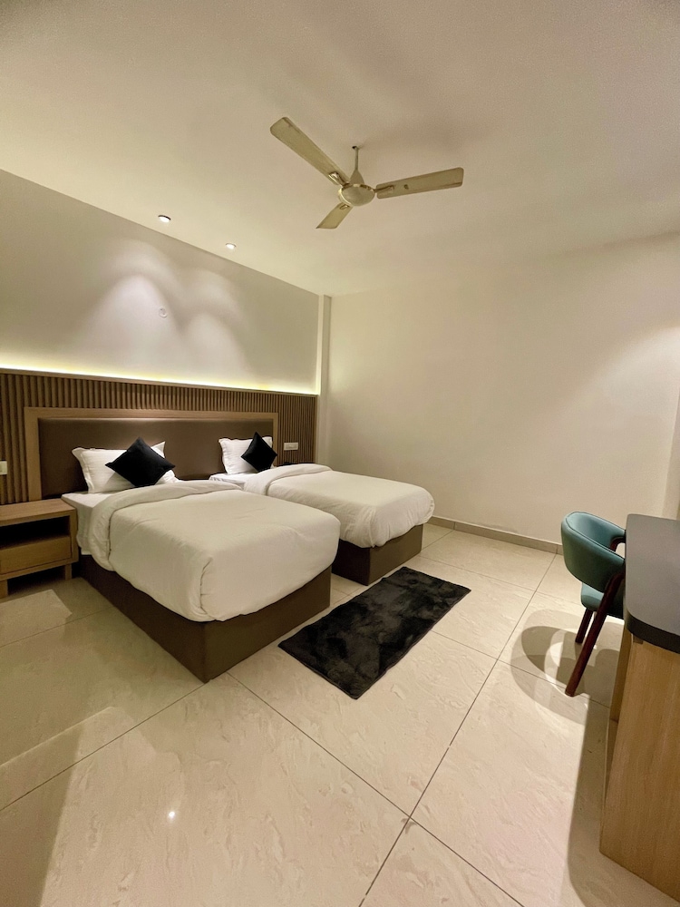Executive Double or Twin Room photo 3