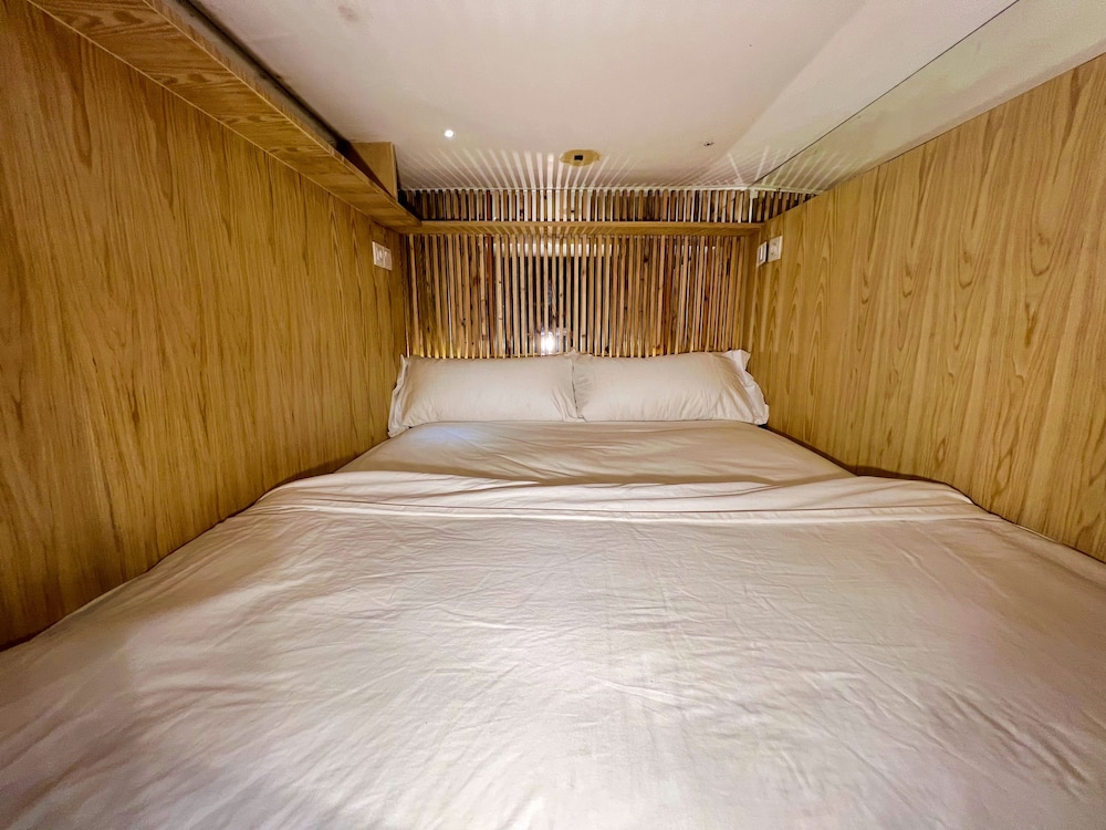 Private Double Bedroom - Photo 4