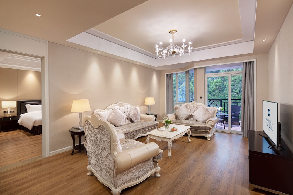 Premier Suite photo 2