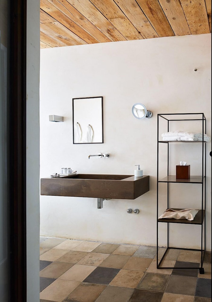 Deluxe Suite, View photo 1