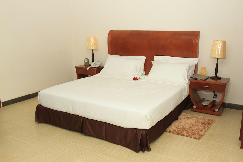 Standard Single Room, 1 Queen Bed photo 2