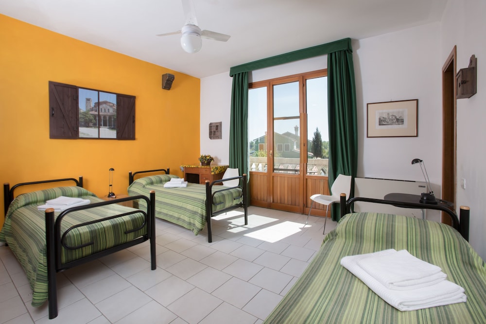 Triple Room photo 3