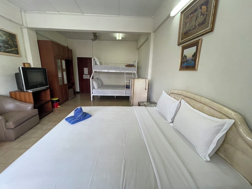 Family Double Room, Balcony, City View