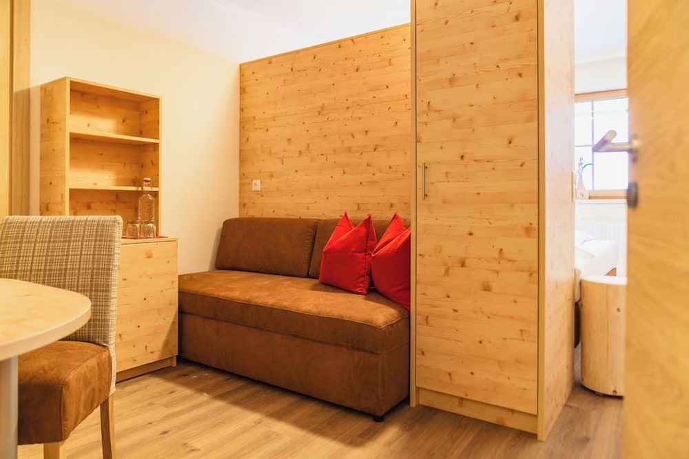 Double Room, 1 Bedroom, Balcony, Mountainside photo 2
