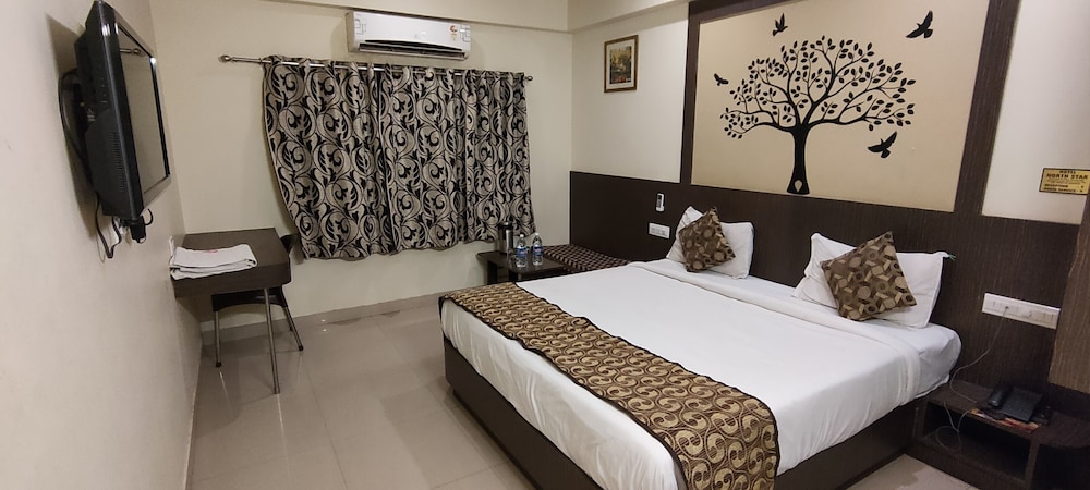 Luxury Room - Photo 6