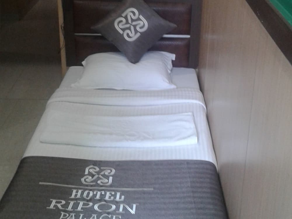 Deluxe Single Room, Smoking