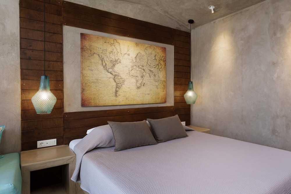 Deluxe Room, Jetted Tub, Sea View - Photo 6