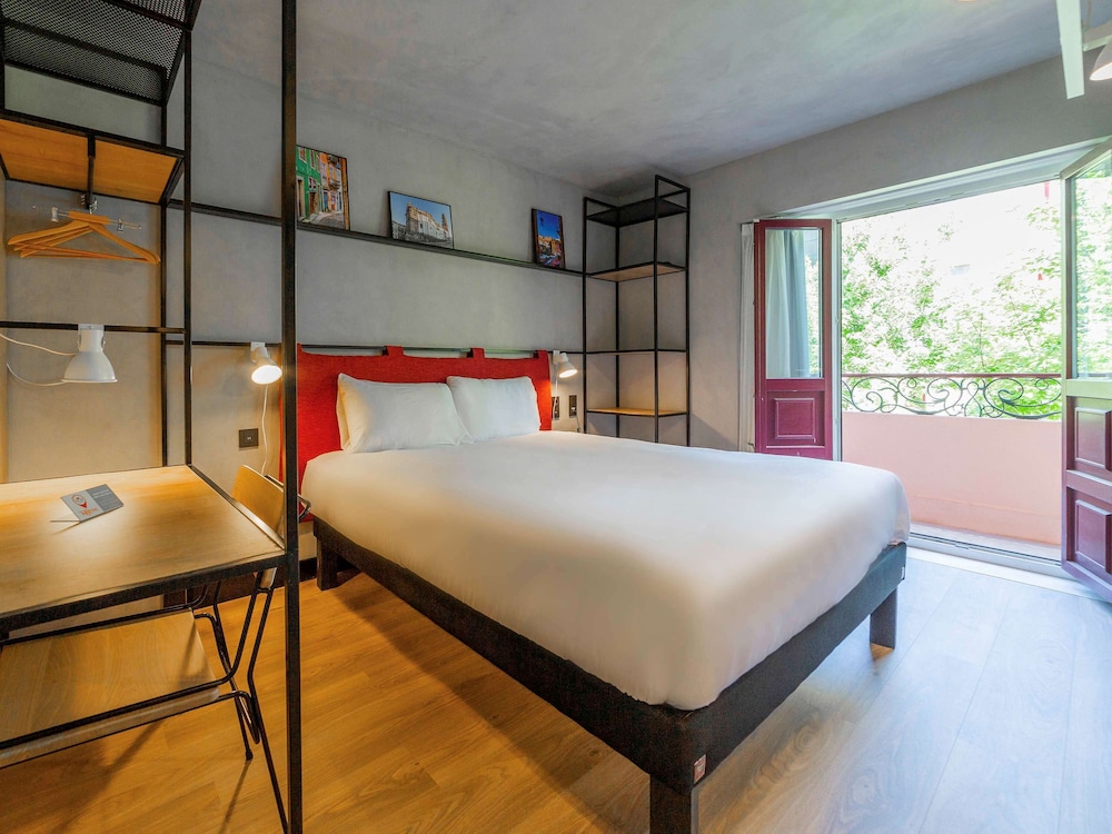 Superior Double Room, 1 Queen Bed, Balcony