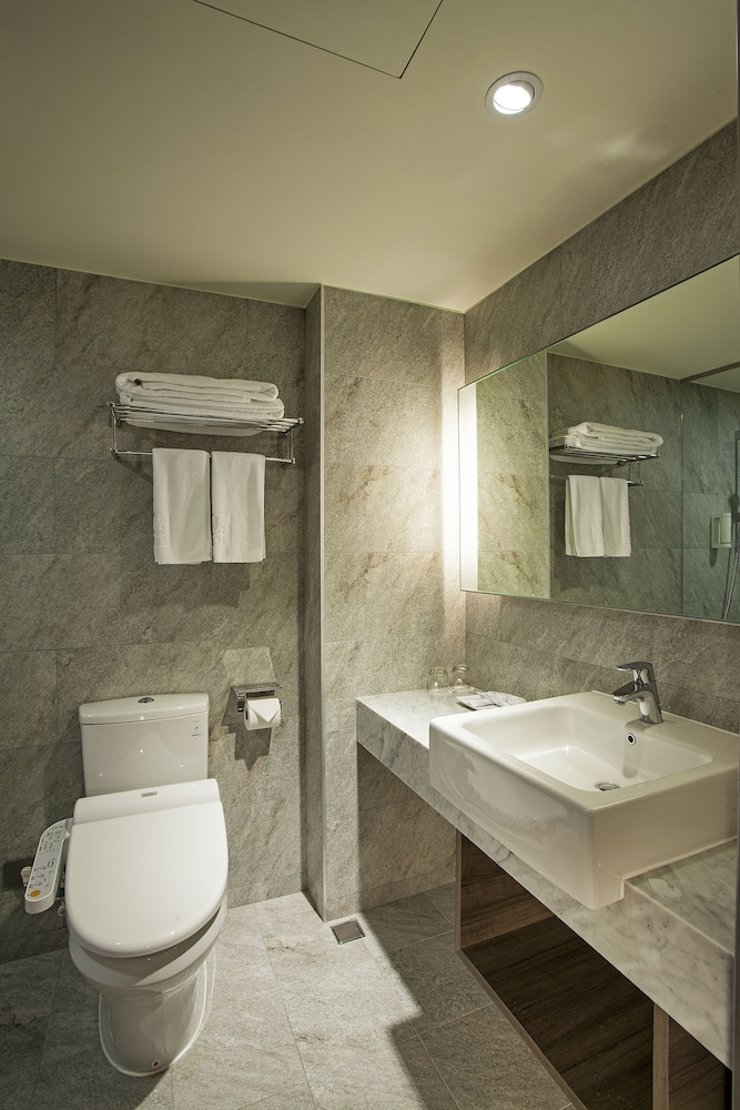 Superior Room, 1 Double Bed (Honor) photo 3