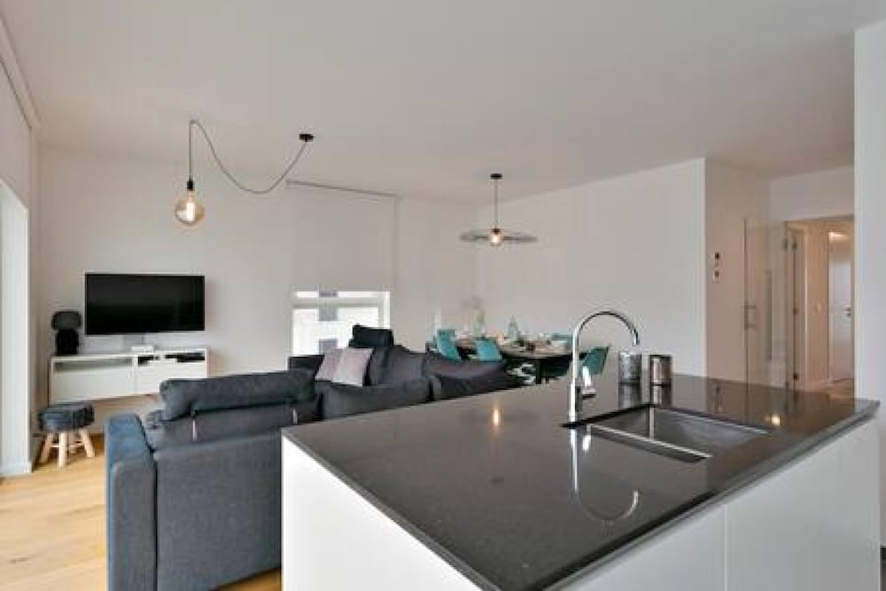 New Apartment Near the Beach With Stunning Seaview, Foto 29