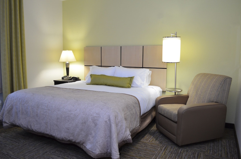 Studio Suite, 1 Queen Bed, Accessible (Communication Accessible)