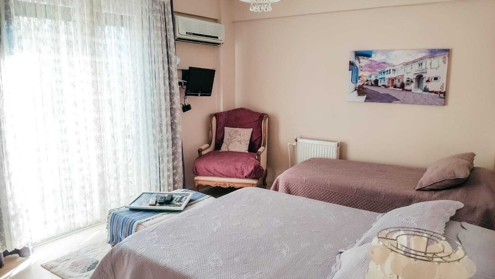 Standard Triple Room photo 1