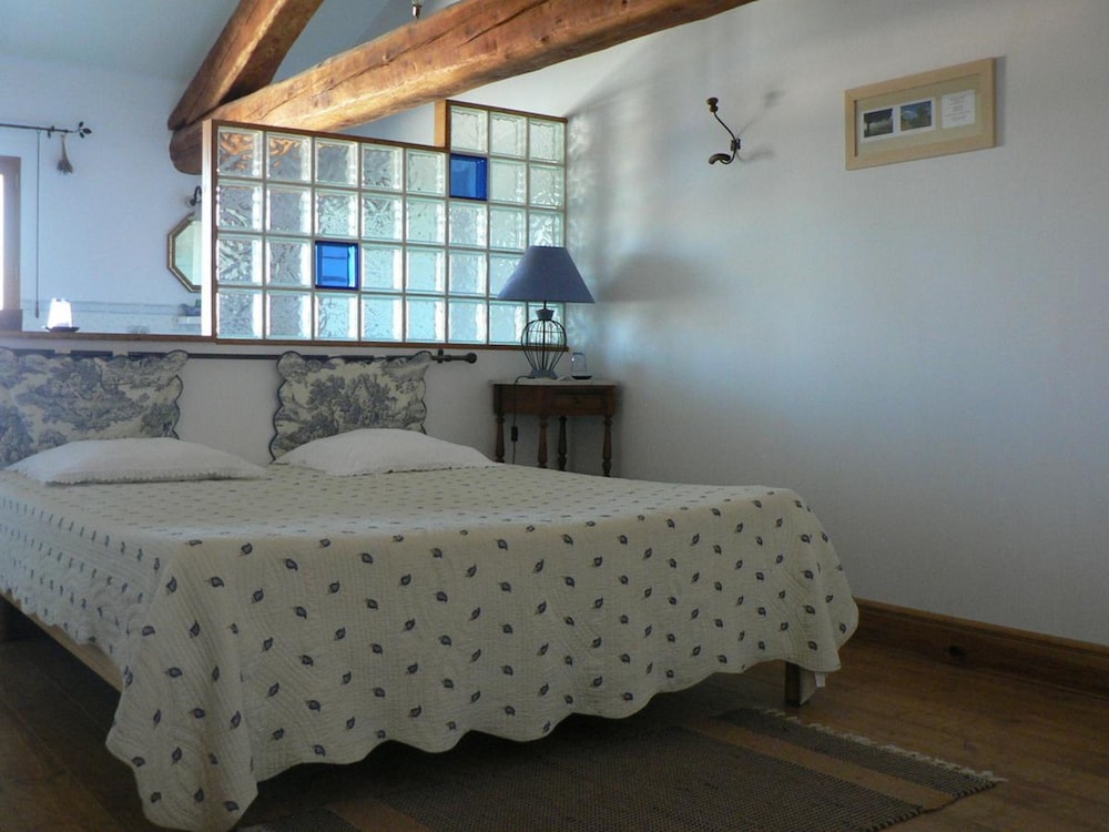 Double Room, 1 King Bed