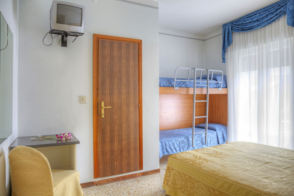 Premium Quadruple Room photo 1
