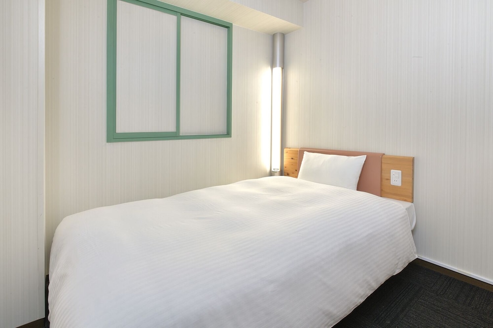Single Room, Non Smoking photo 3
