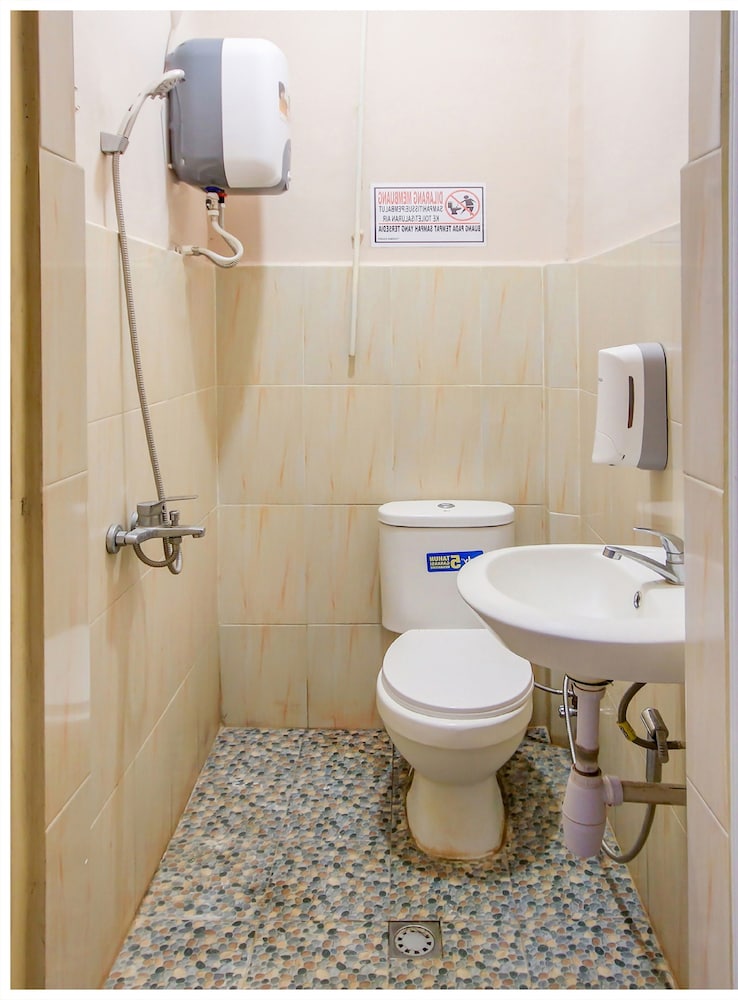 Standard Twin Room photo 2