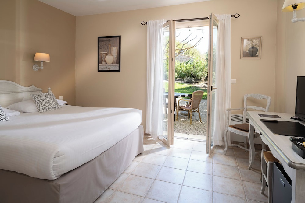 Standard Double Room, Terrace photo 1