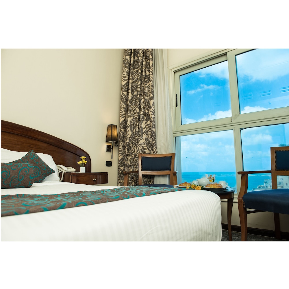 Standard Room SeaSide View - Executive Floor