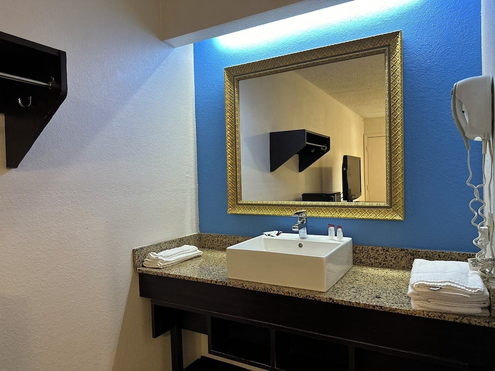 Deluxe Room, 2 Double Beds, Non Smoking photo 2