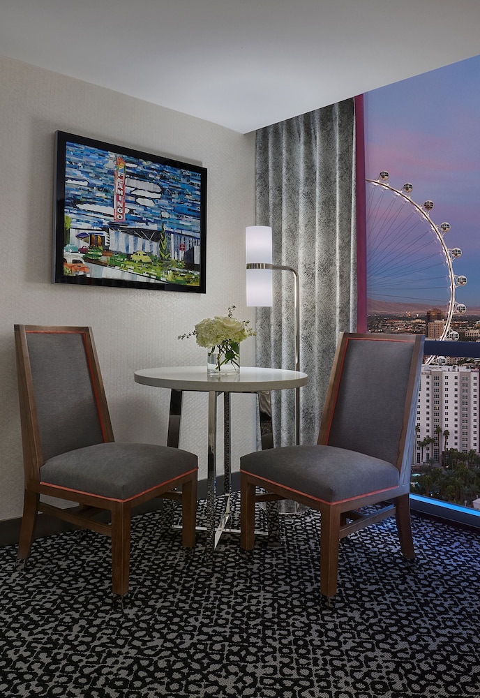 Flamingo Executive Room, 1 King, Habitat Tower