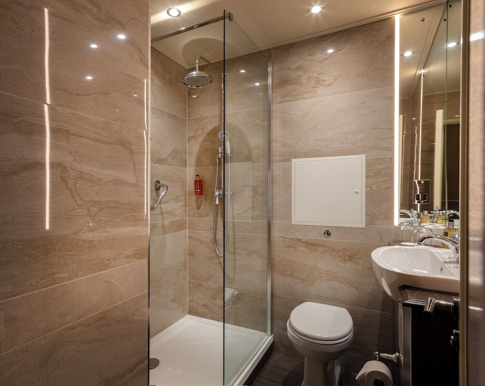 Classic Triple Room - Photo 4