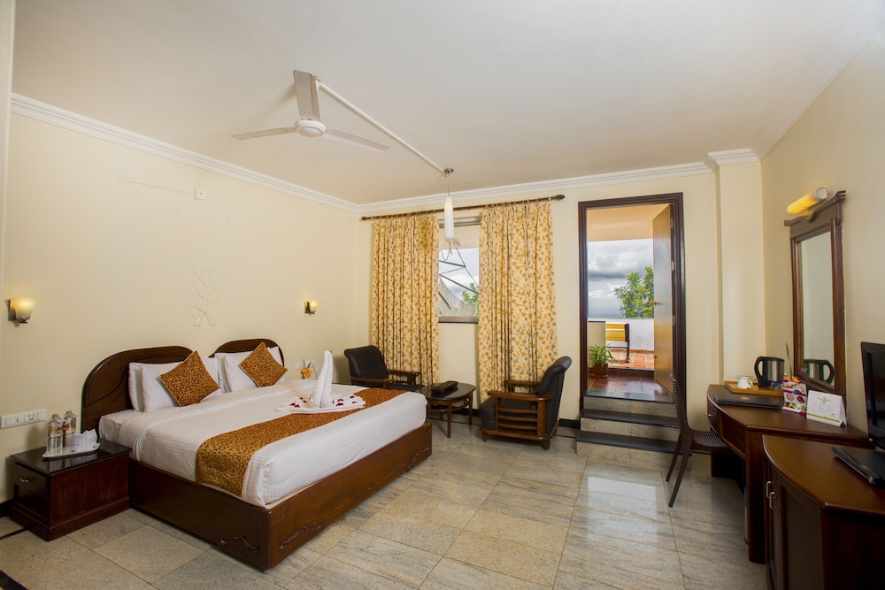 Sunrise Room Non AC photo 2