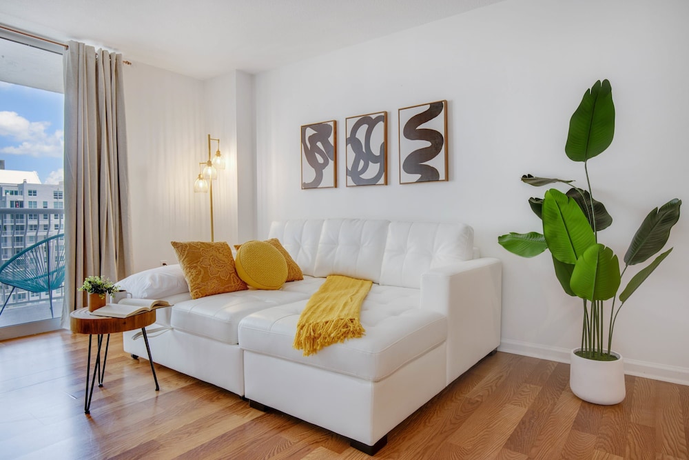 Apartment photo 1