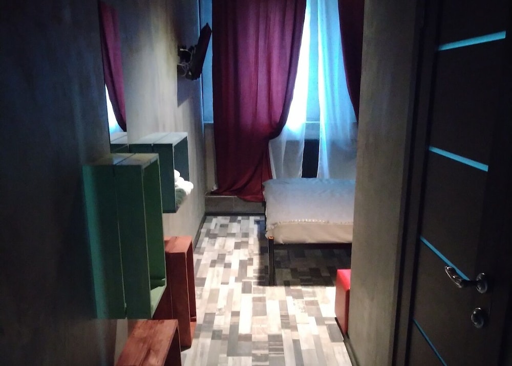Premium Room, 1 Queen Bed photo 3