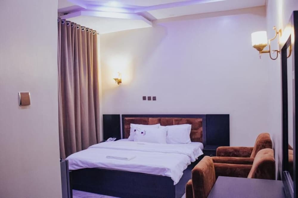 Superior Single Room, Balcony, City View photo 2