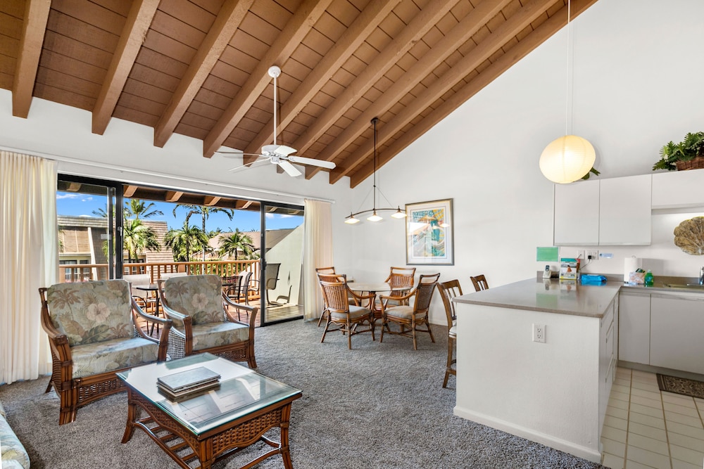 Condo (2 Bedrooms)