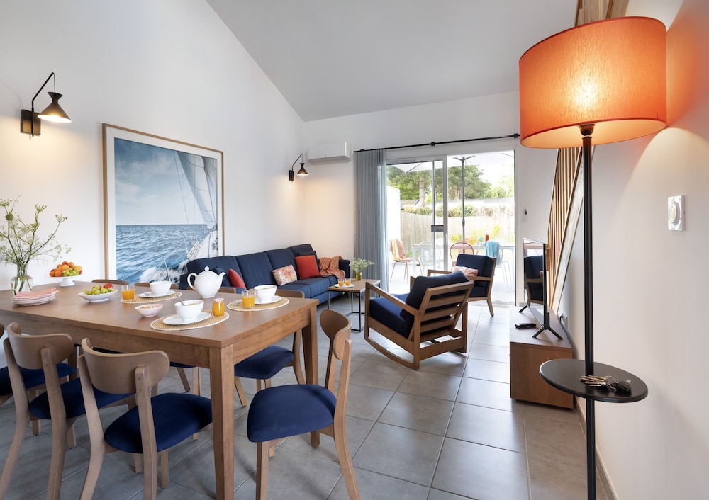 House - 8 people - 4 bedrooms - Duplex - Individual swimming pool
