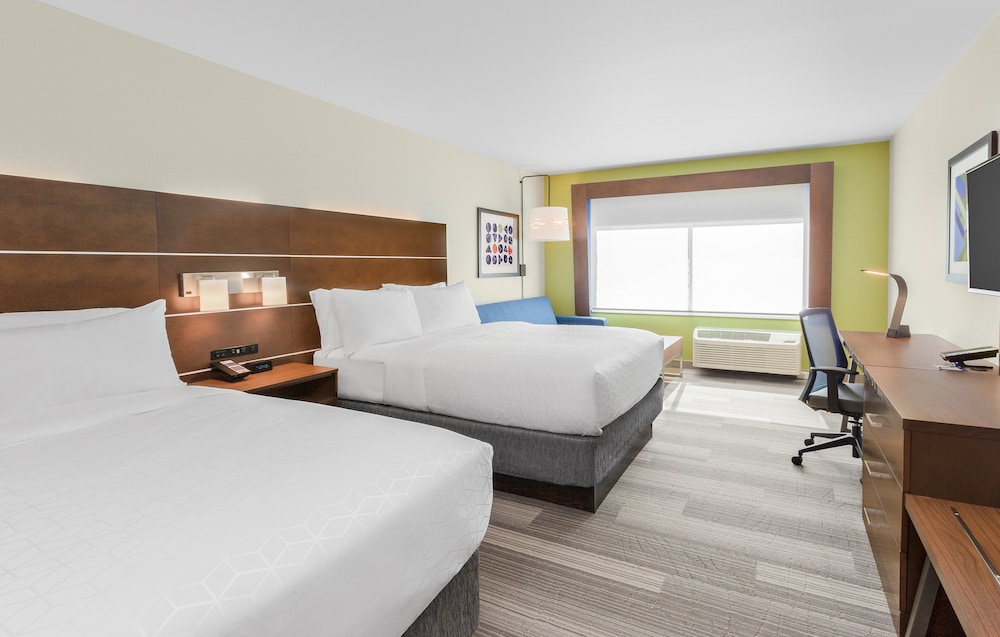 Suite, Multiple Beds