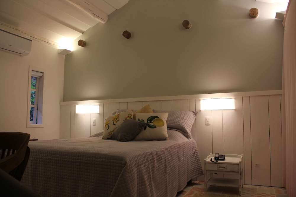 Deluxe Suite, Lake View photo 2