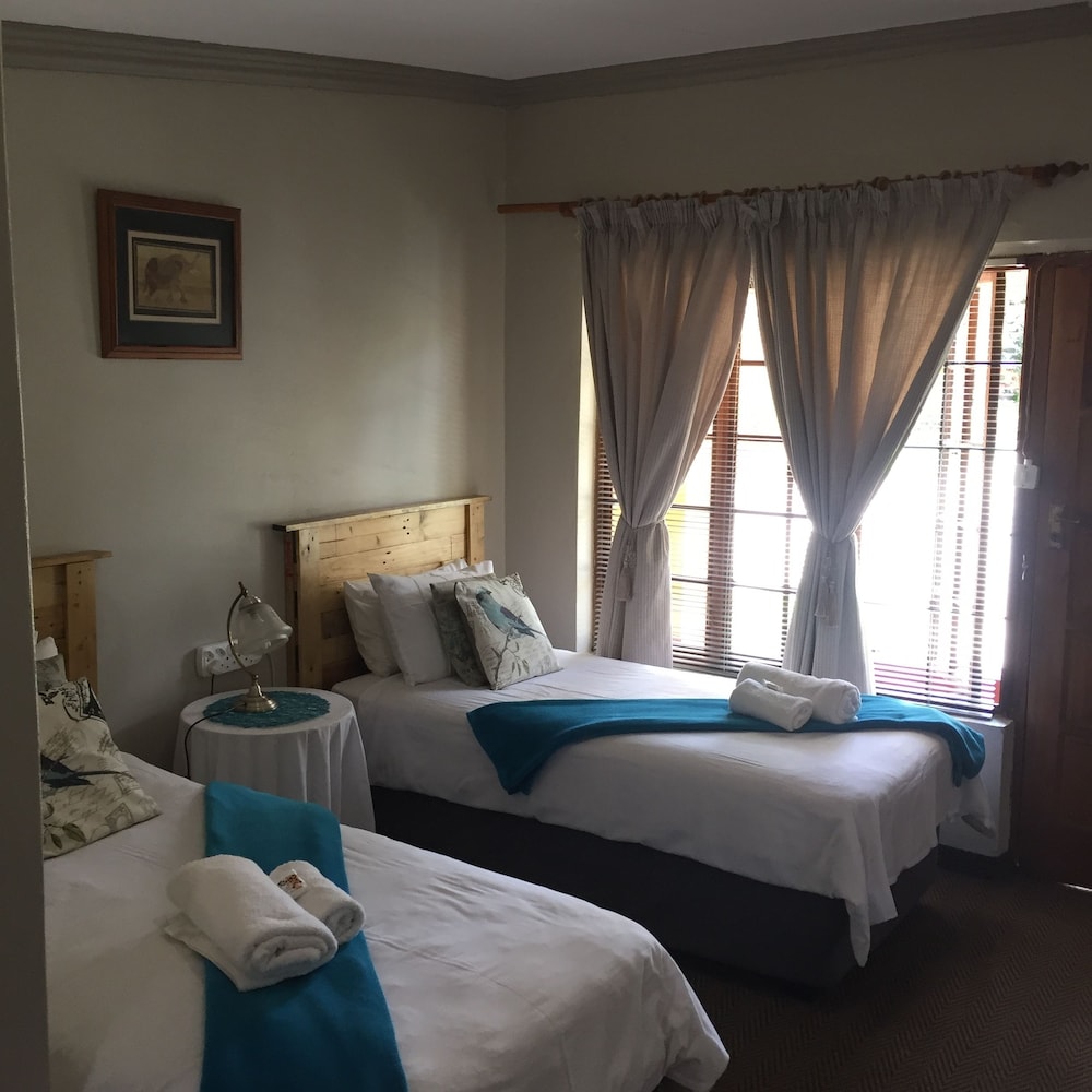 Room (5) photo 1