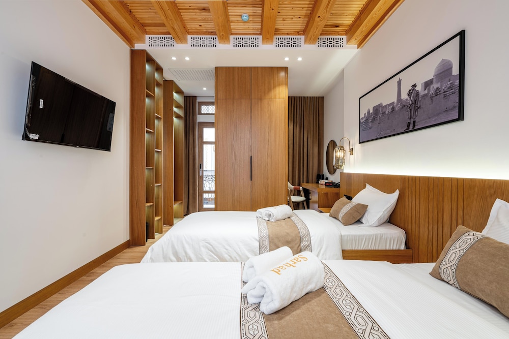 Triple Room, City View