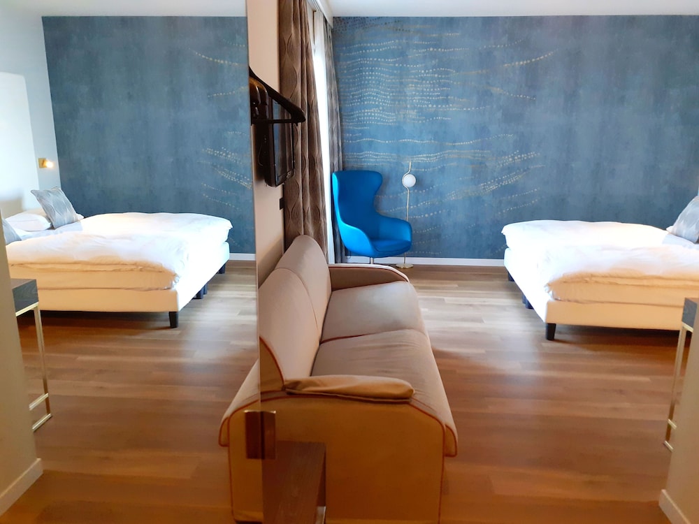 Executive Double or Twin Room, Balcony photo 3