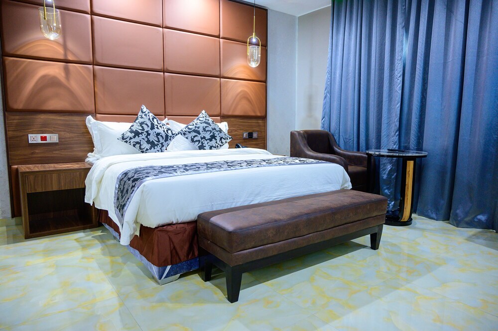 Presidential Suite photo 2
