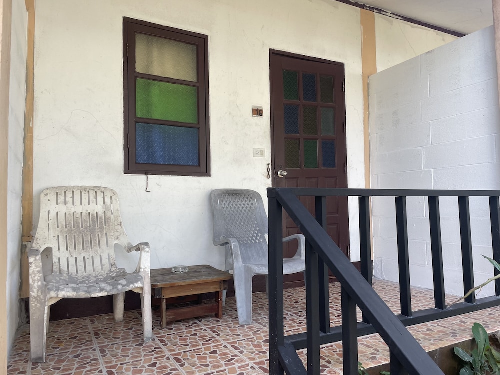 Townhouse Room