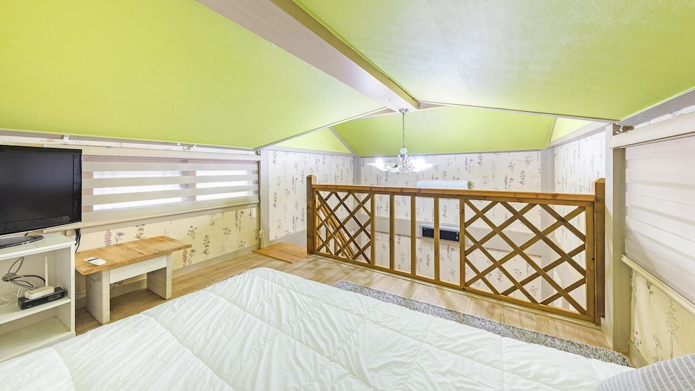 Basic Room, 1 Bedroom (bokcheung glamping-7) - Photo 1