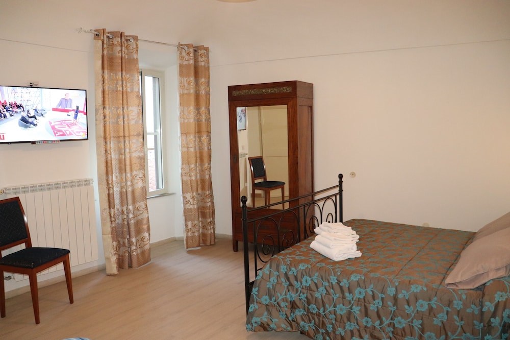 Classic Quadruple Room photo 1